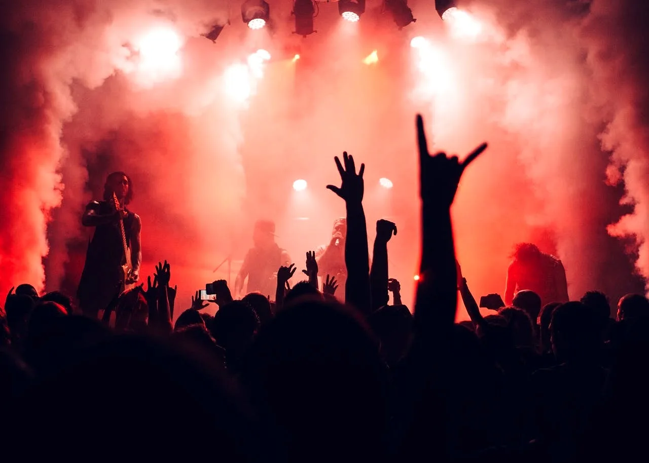 Concert venue lights — Monarch Fleet event transportation Chicago