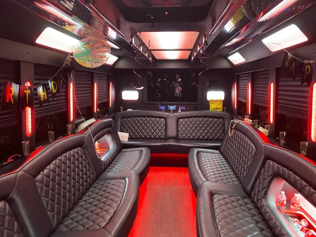 20-Passenger limo bus Chicago