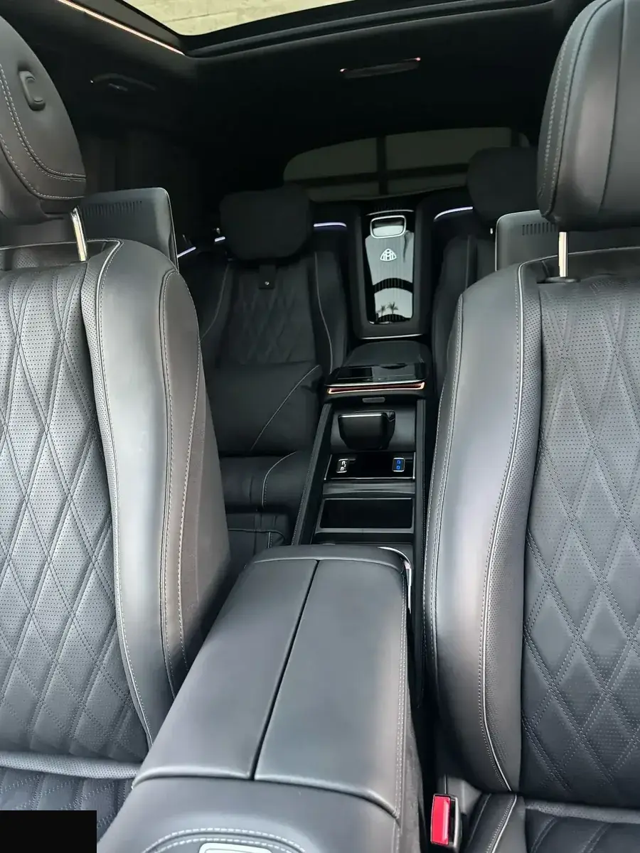 Corporate Transportation - Monarch Fleet Chicago Chicago