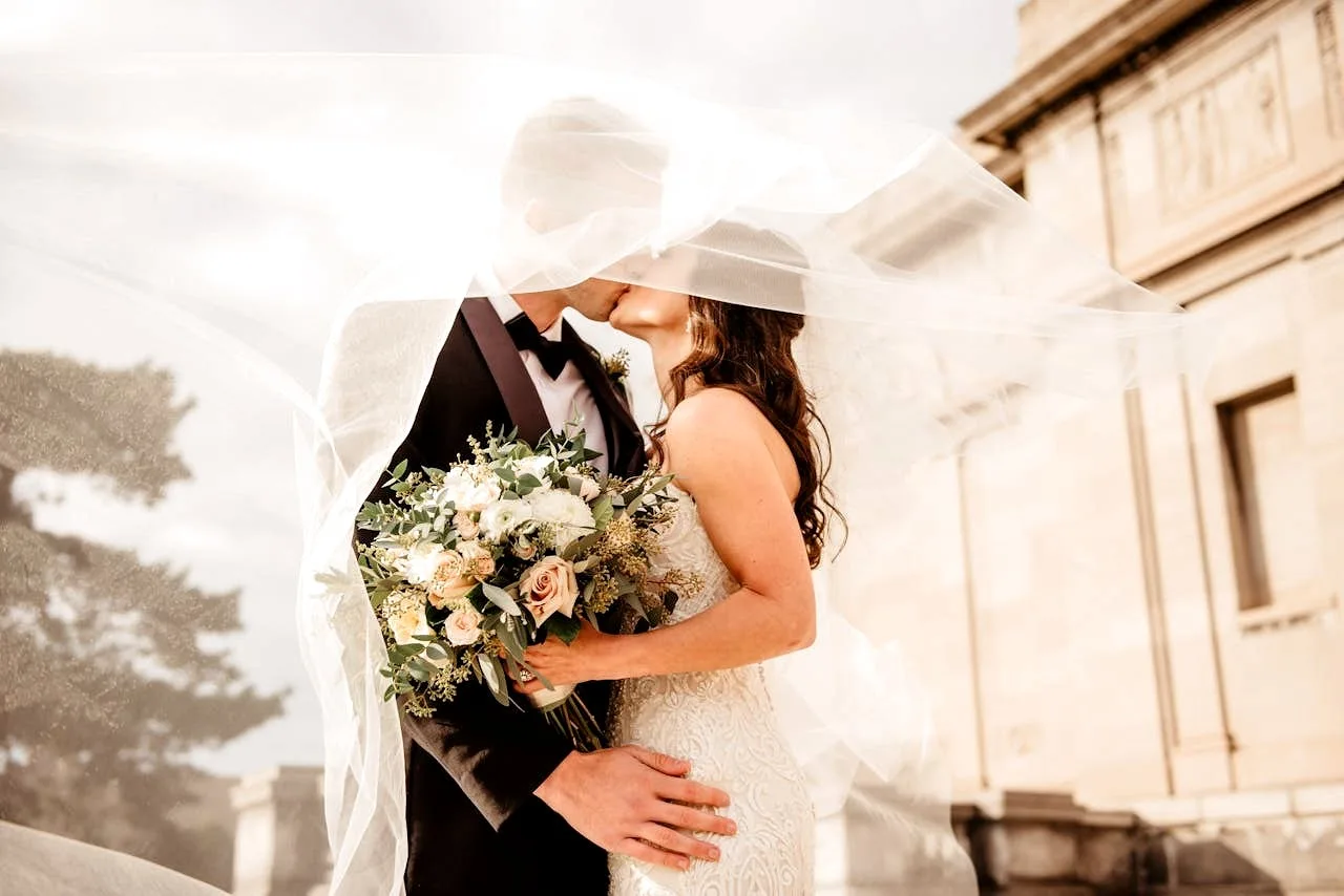 Wedding limo at Genesee Theatre event nights — Waukegan wedding transportation