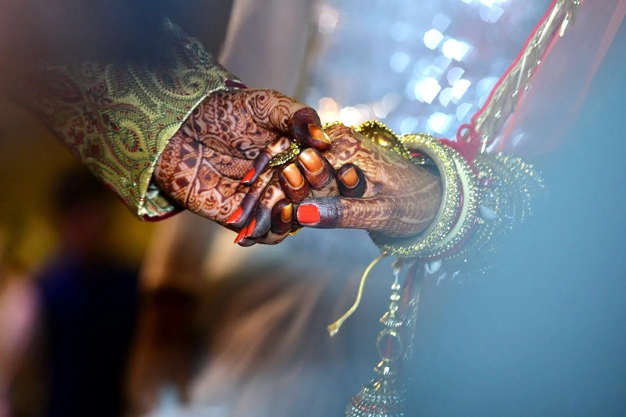 Outdoor wedding venue with luxury limo transportation